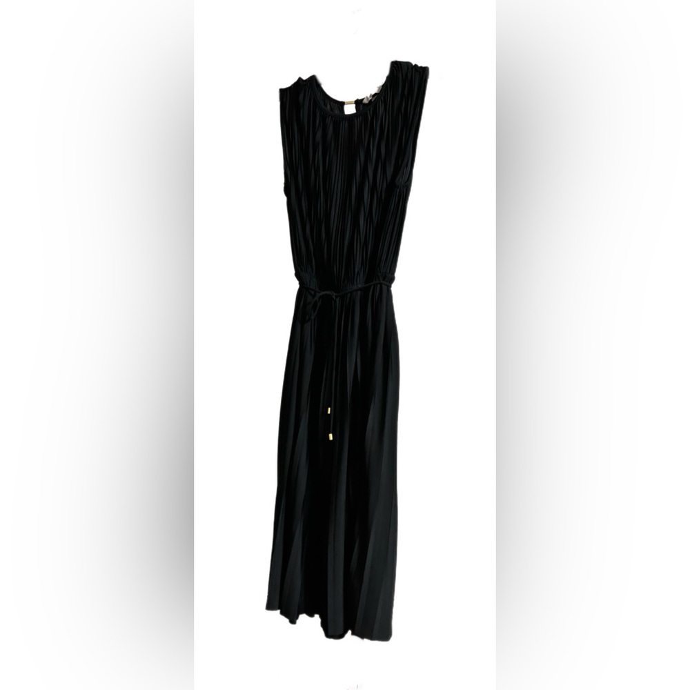 H&M Black Pleated Maxi Dress